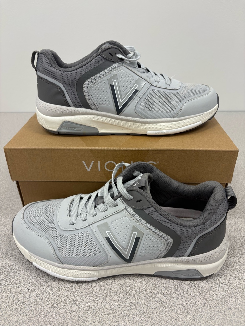 Vionic Walk Strider Charcoal Grey Shoes Women's Size 8.5